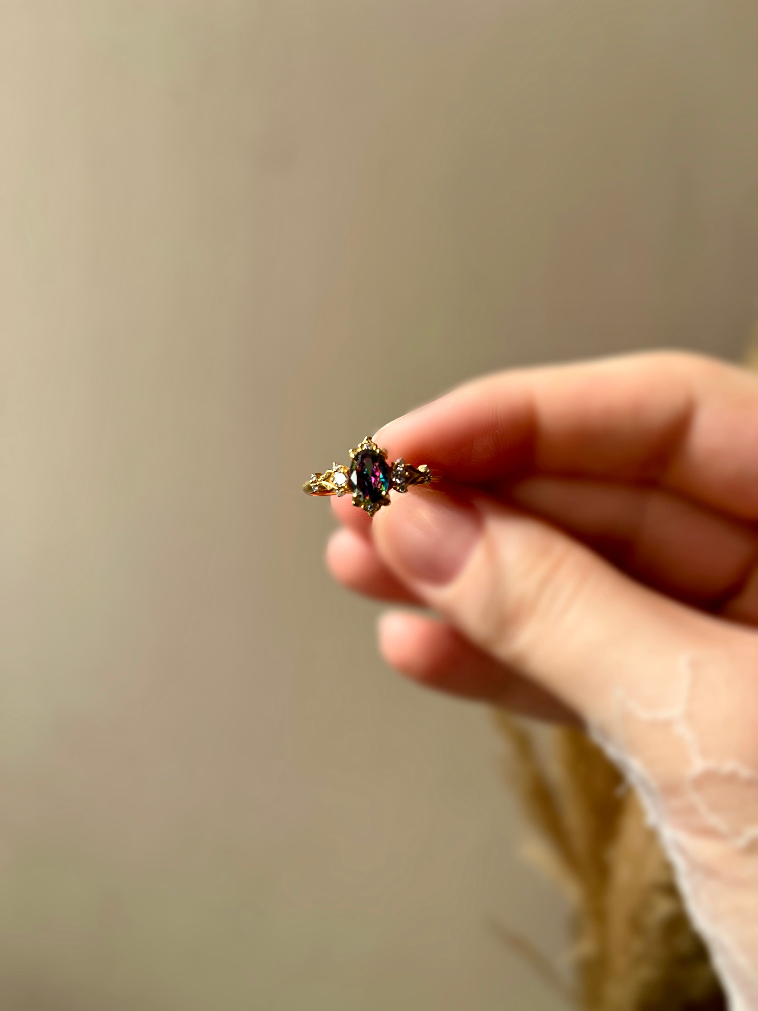 Mystic Radiance ring, close-up view 1